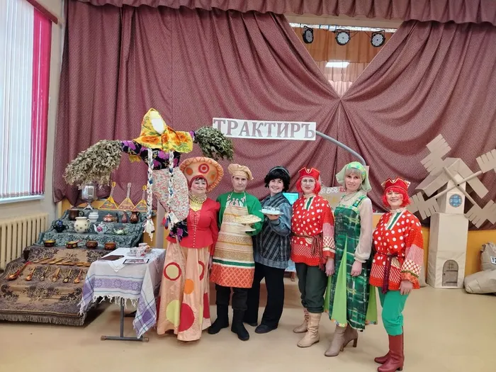 Участники коллектива "Лицидеи"