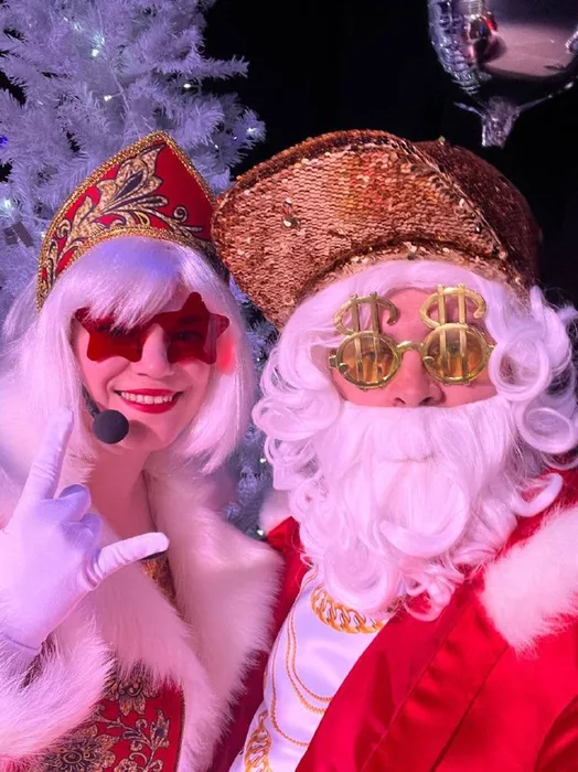 Дед Мороз и Снегурочка