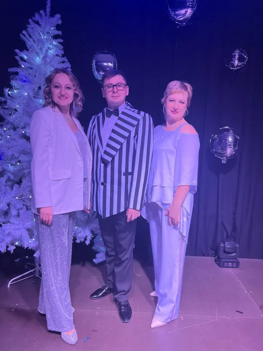 Аккордеон и Вишня